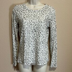 MARC by MARC JACOBS Leopard Print 100% Linen Long Sleeve Tee, Size M, EUC